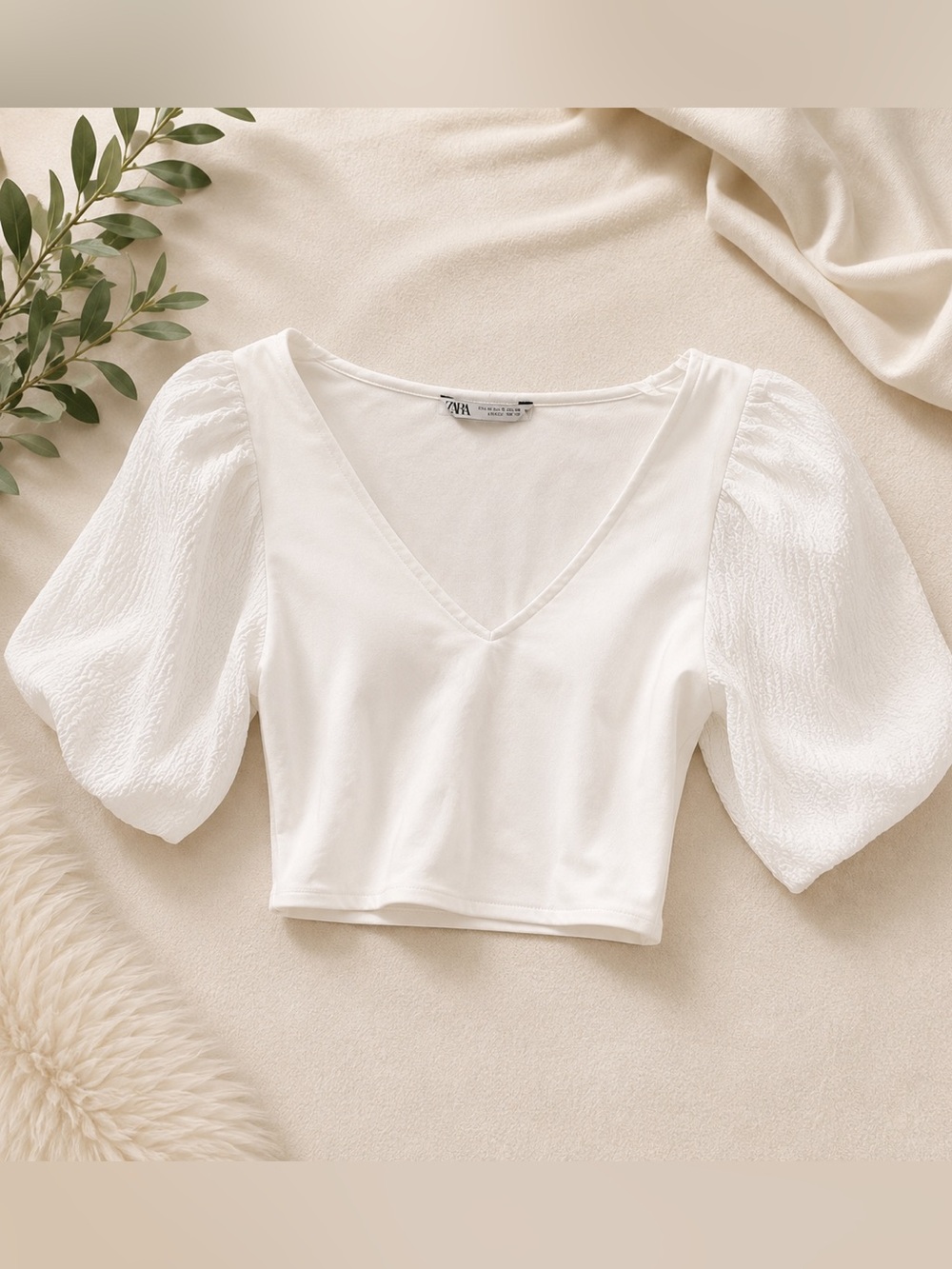 Zara White Textured V-Neck Blouse